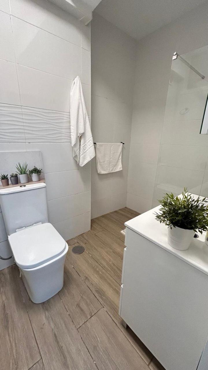 Piso Compartido Delyrent Acosta Hostel Jaen Bagian luar foto