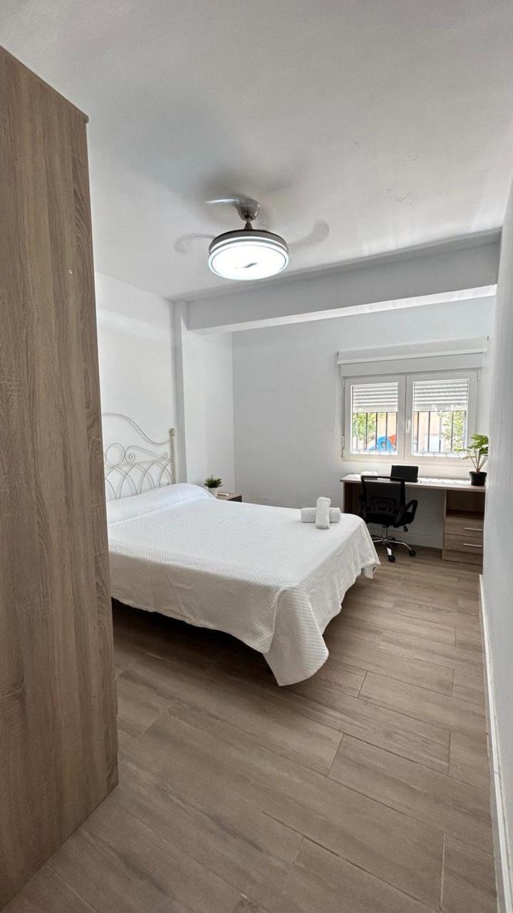 Piso Compartido Delyrent Acosta Hostel Jaen Bagian luar foto