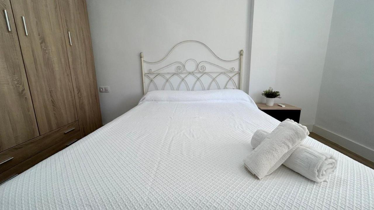 Piso Compartido Delyrent Acosta Hostel Jaen Bagian luar foto